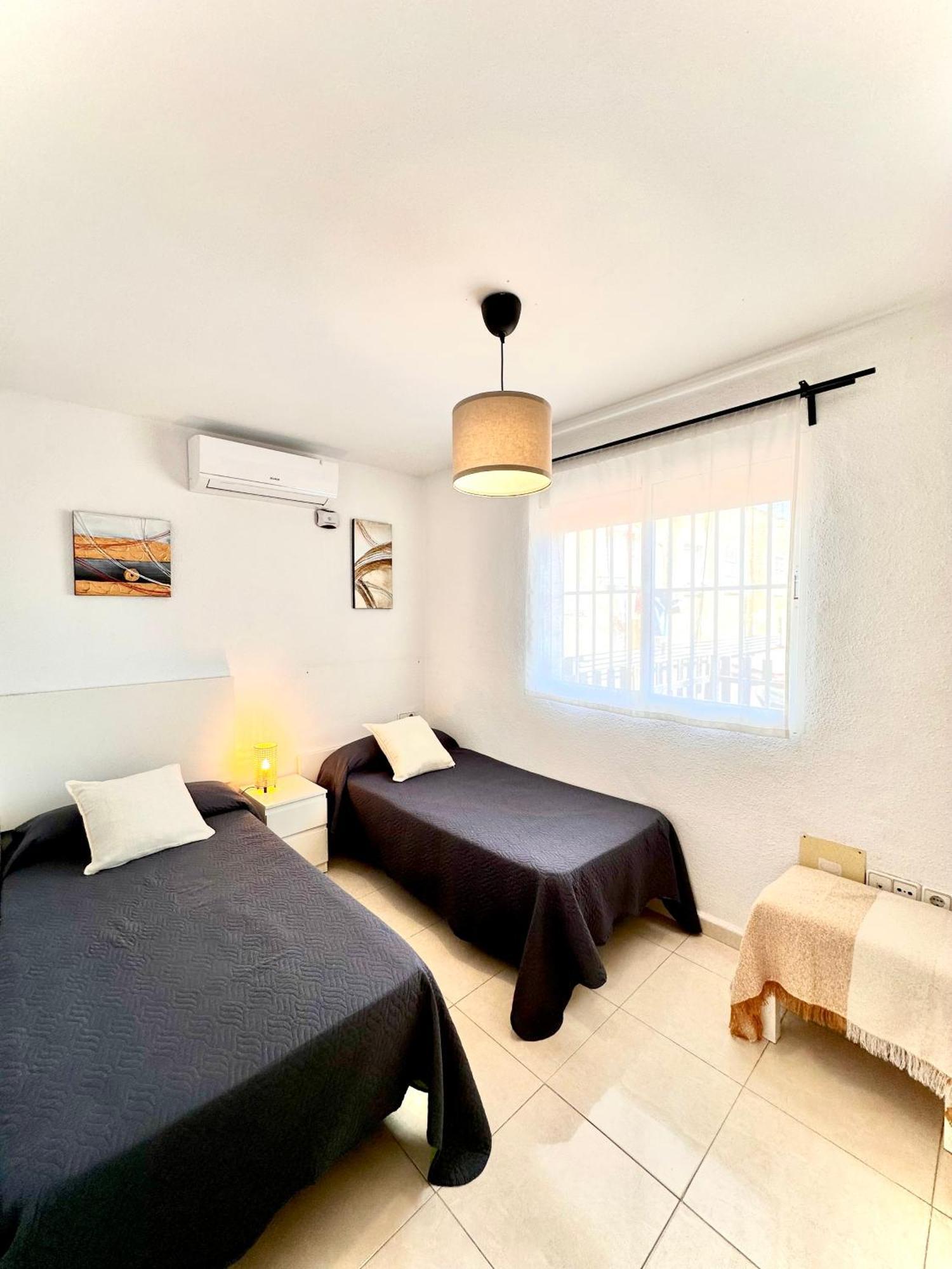 Apartamentos J&K Torremolinos Dış mekan fotoğraf