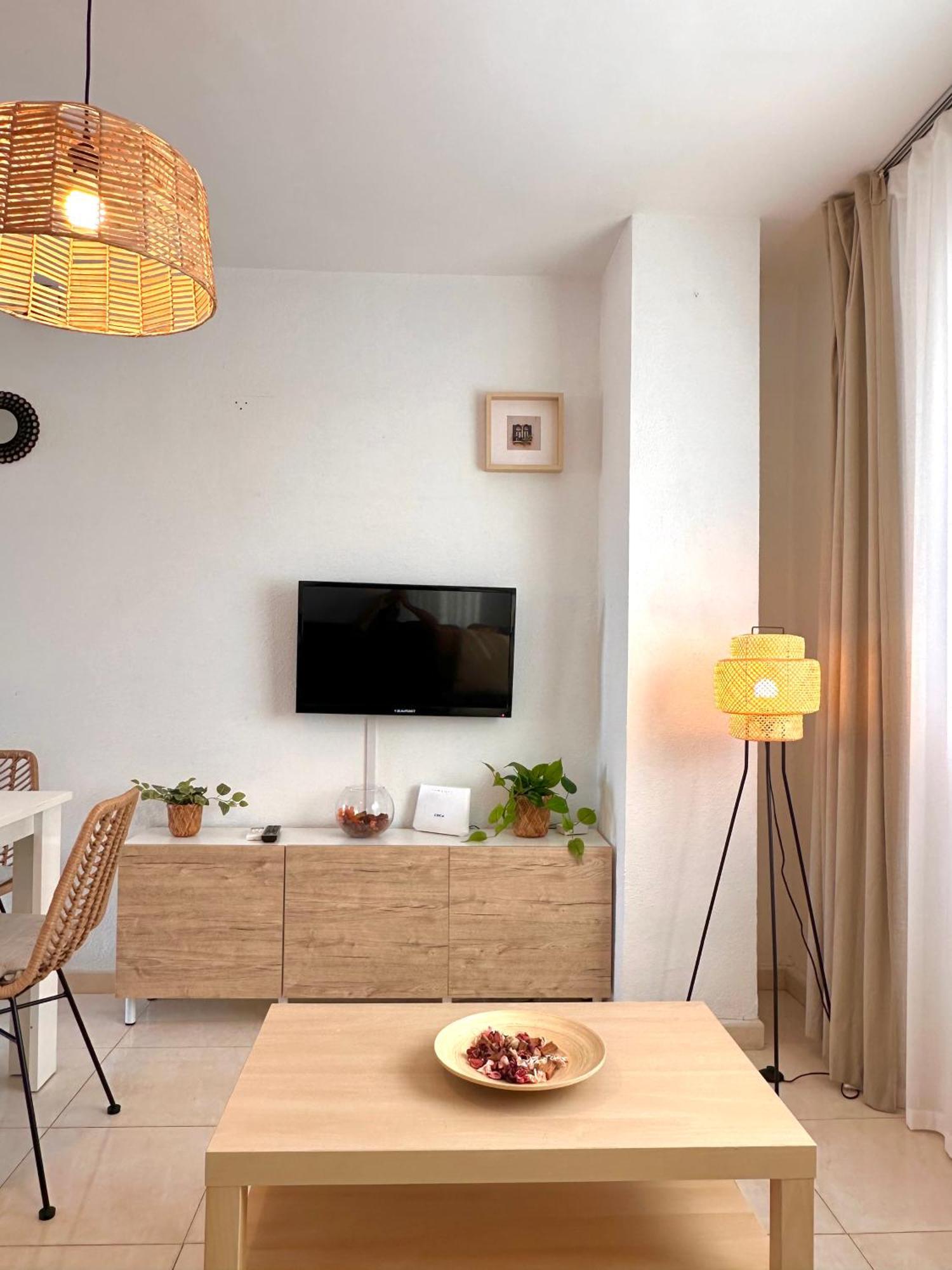 Apartamentos J&K Torremolinos Dış mekan fotoğraf