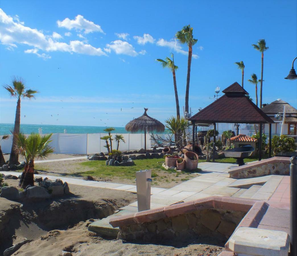Apartamentos J&K Torremolinos Dış mekan fotoğraf