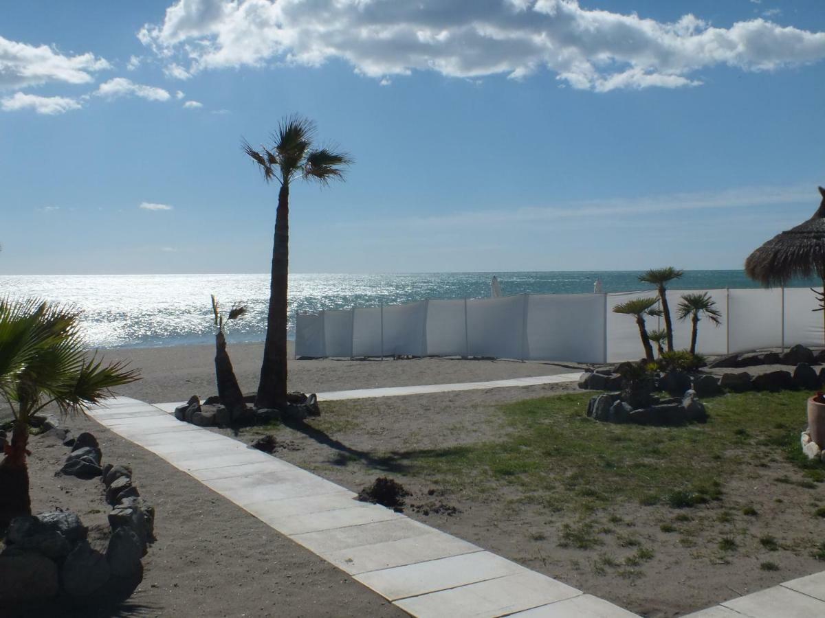 Apartamentos J&K Torremolinos Dış mekan fotoğraf